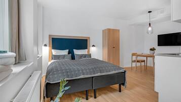 1 bedroom, iron/ironing board, travel crib, free WiFi