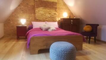 1 chambre, fer et planche Ă repasser, Wi-Fi gratuit, draps fournis