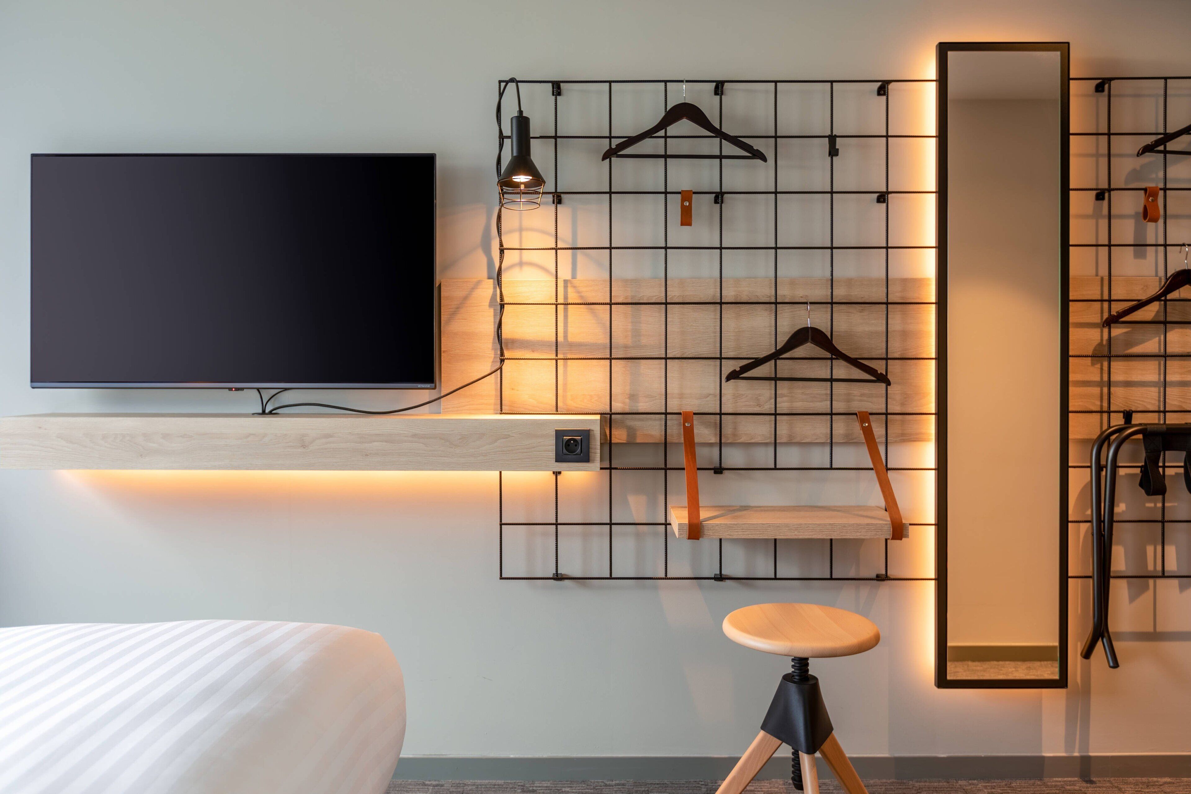 1 bedroom, desk, laptop workspace, blackout curtains