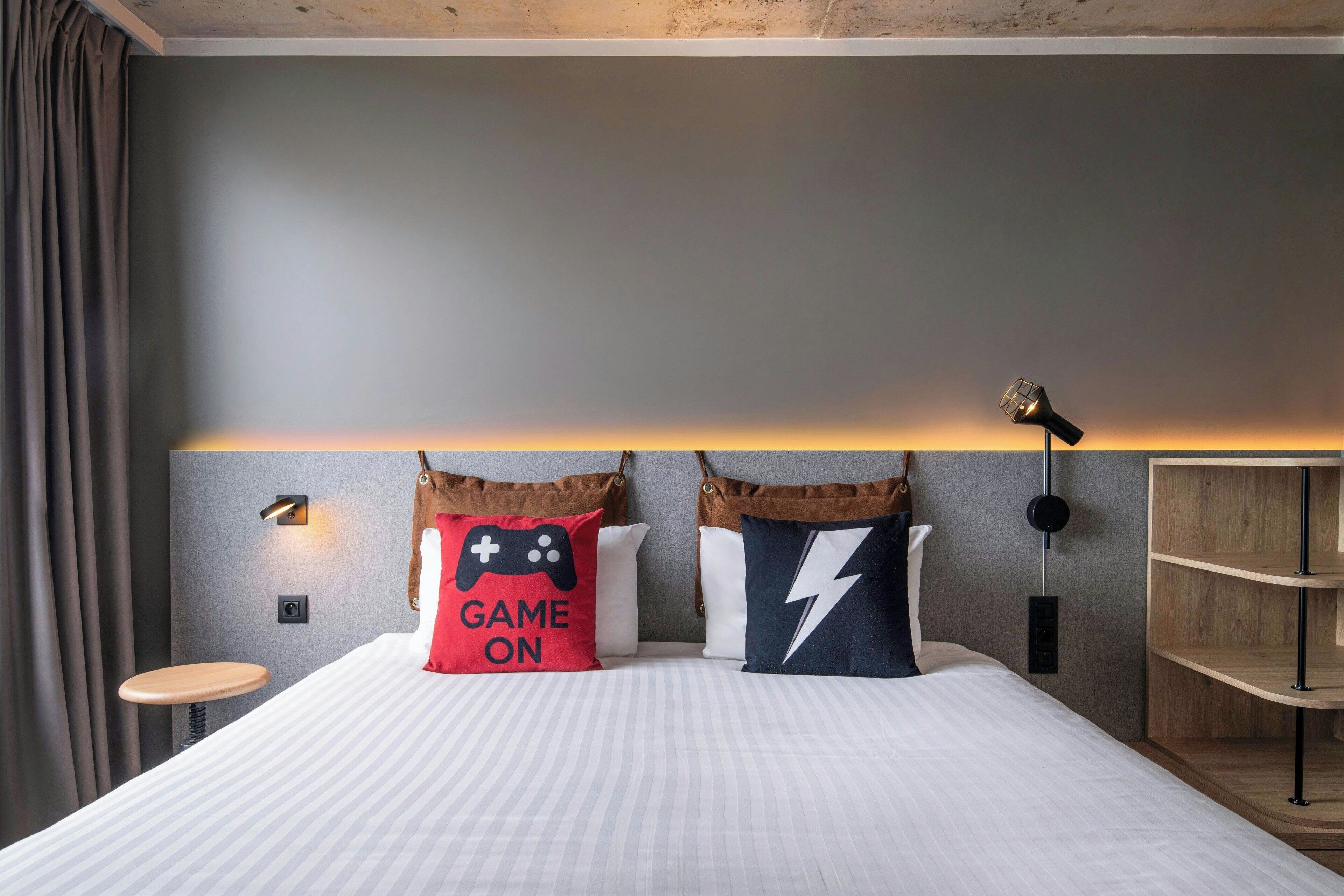 Desk, laptop workspace, blackout drapes, soundproofing