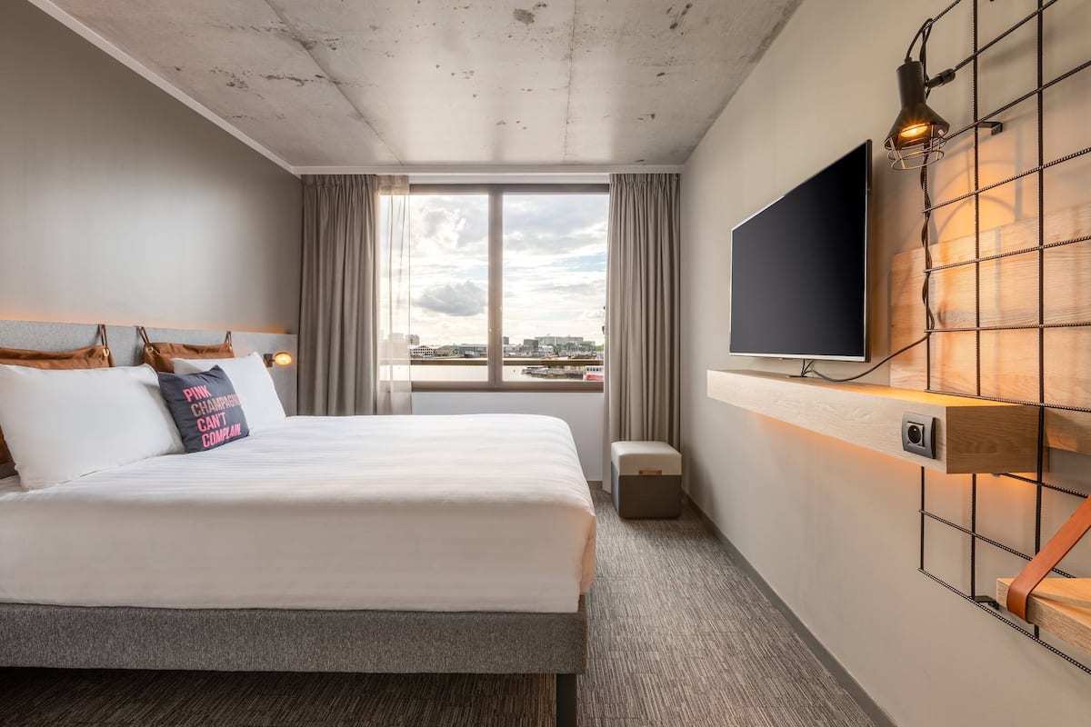 Room, 1 King Bed, Harbour View