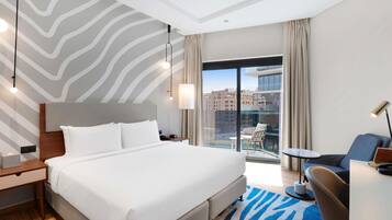 Apartment, 1 Bedroom, Balcony | Premium bedding, in-room safe, desk, laptop workspace