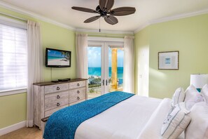 3 bedrooms, in-room safe, desk, iron/ironing board