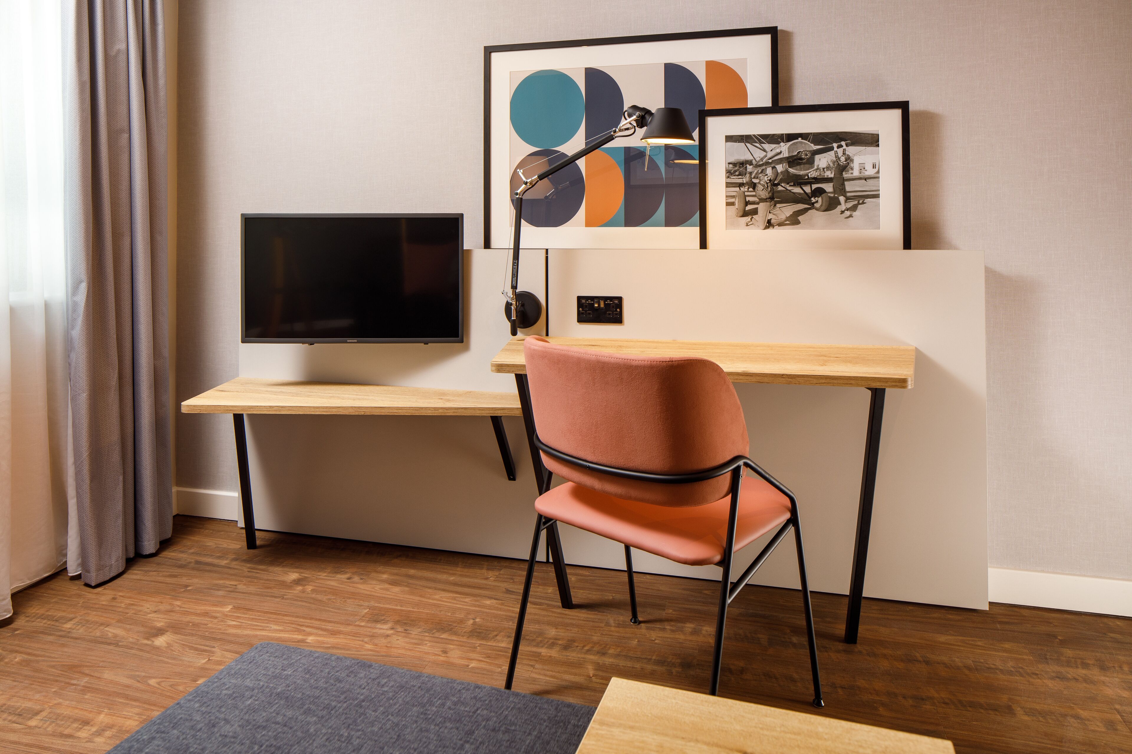 In-room safe, individually decorated, individually furnished, desk