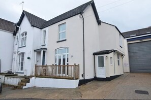 Exterior - 2 Bed House near Beach & Town Centre of Bournemouth (Bournemouth)