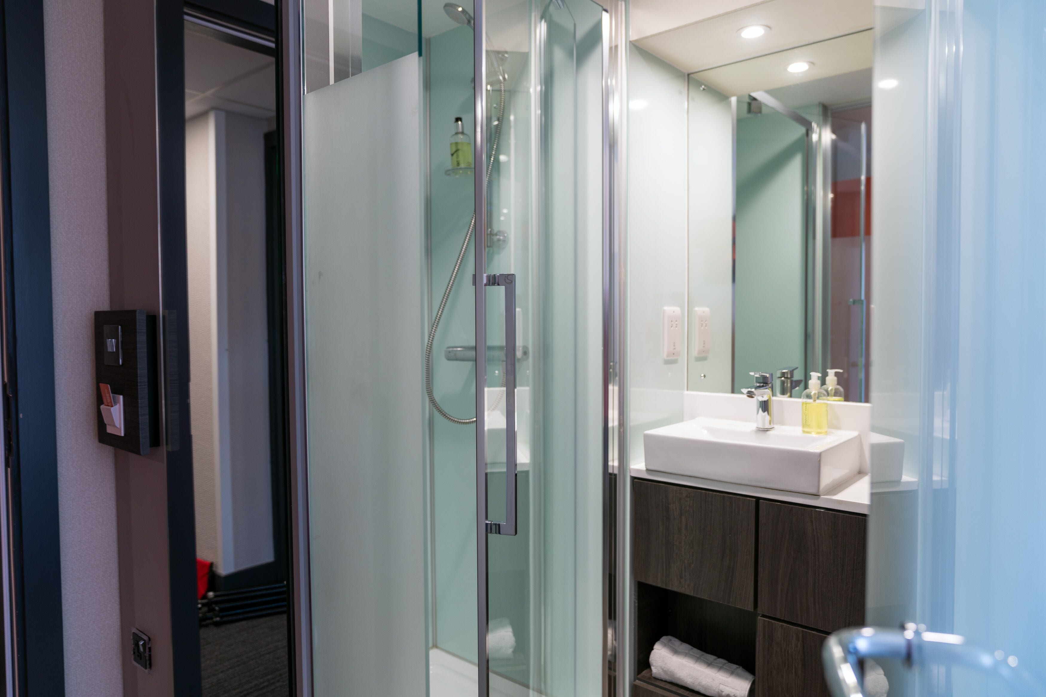 Double Room without Window | Bathroom | Free toiletries, hair dryer, towels