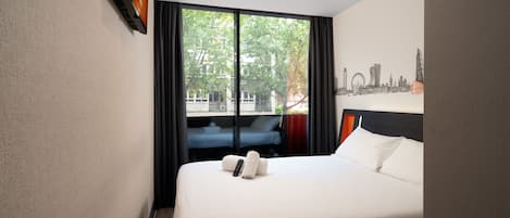 Habitación básica doble | Camas con efecto memoria y insonorización