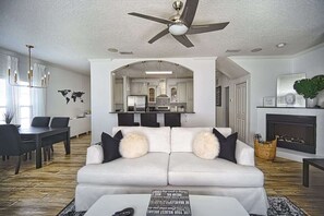 TV, fireplace, offices