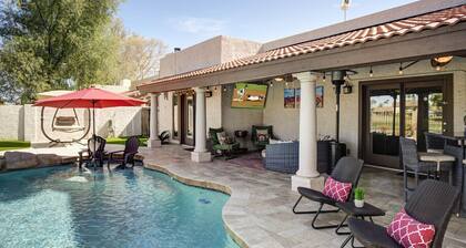 Quiet Desert Oasis on Golf Course w/ Heated Pool