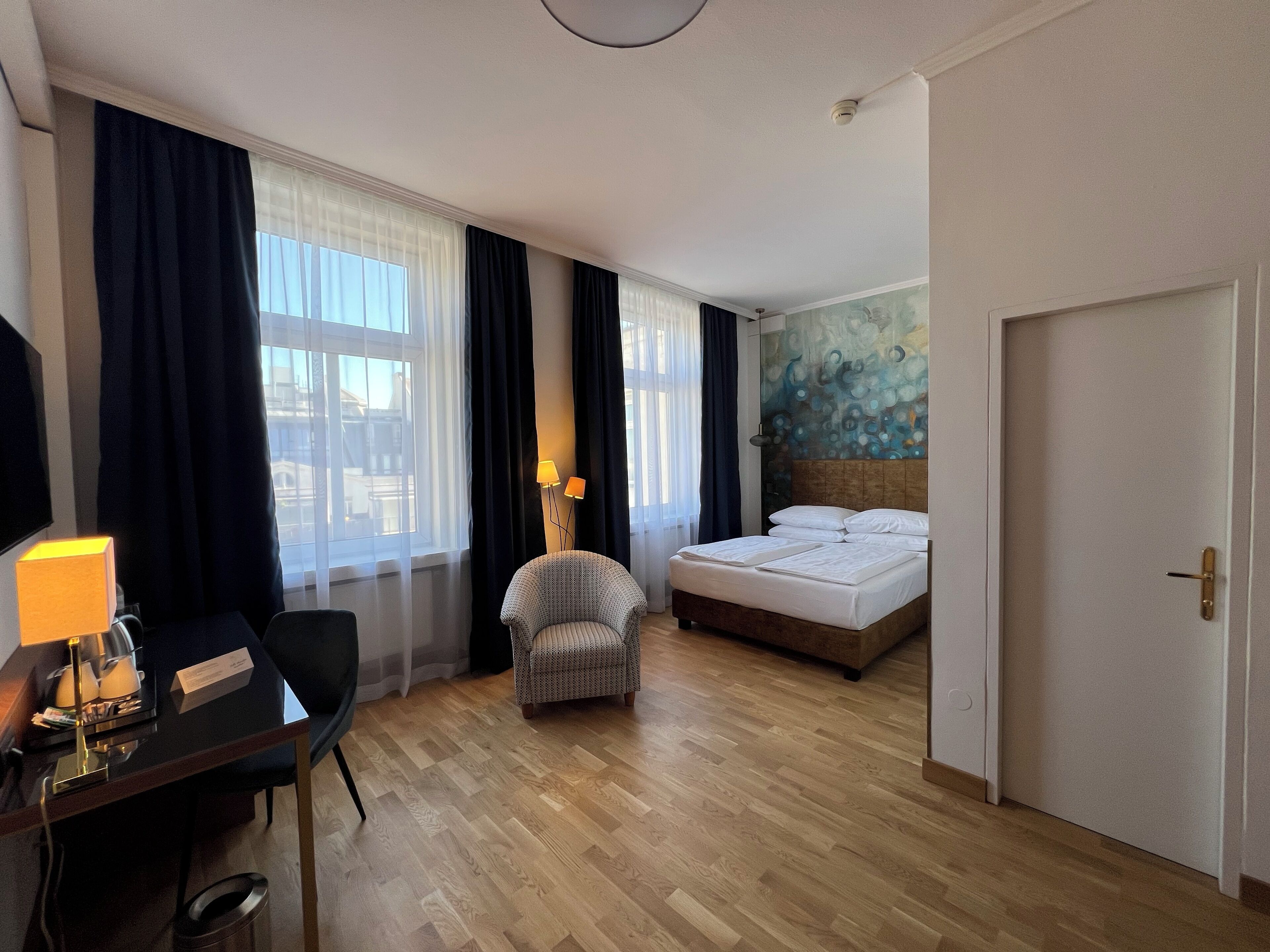 standard double room, non smoking | 1 bedroom, hypo-allergenic bedding, in-room safe, individually decorated