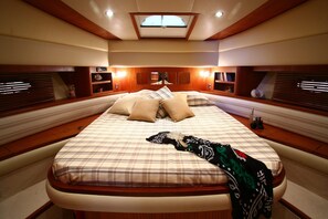 2 chambres, bureau, draps fournis