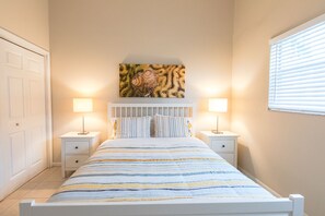 1 chambre, fer et planche à repasser, accès au Wi-Fi (inclus)