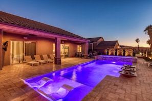 Piscine extérieure, piscine chauffée