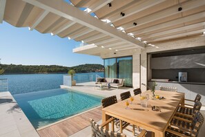 Outdoor dining - New Villa, Comfort & Luxury, Beachfront, Prestigious Location, Full experience (Dubrovnik)