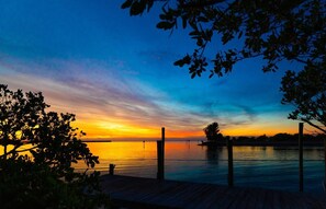 Private beach, sun-loungers, beach towels