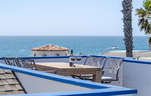 Sunsets and Ocean Views in Perfect Family Getaway