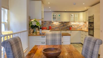 Apartemen, Beberapa Tempat Tidur | Dapur pribadi | Lemari es, microwave, oven, dan kompor