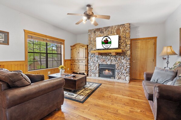 Smart TV, fireplace, DVD player