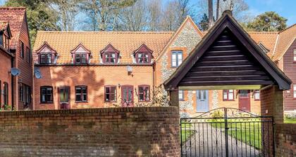 A stylish getaway for discerning guests looking for a great coastal break.