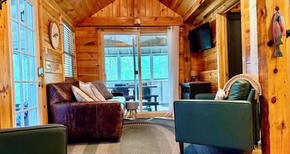 Lakefront ADK Cabin on Paradox Lake - Close to Hiking!