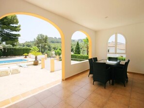Outdoor dining - Villa- Caleta - Three Bedroom Villa, Sleeps 6 (Portichol)