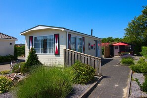 Exterior - Chalet 152-154 - Four Bedroom Resort, Sleeps 8 (Sint-Annaland)