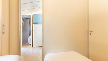 3 bedrooms, internet