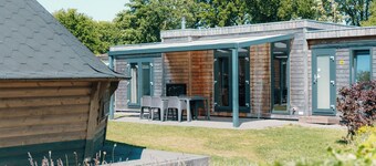 6 + 6 persoons Veluwe Villa met sauna en grillhuis