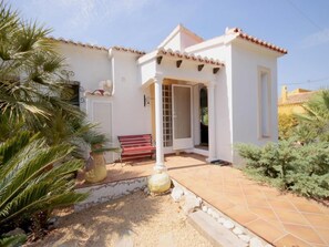 Exterior - Villa- Amaya - Two Bedroom Villa, Sleeps 4 (Panorama)