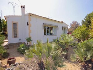 Exterior - Villa- Amaya - Two Bedroom Villa, Sleeps 4 (Panorama)