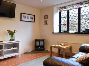 Living area - 2 bedroom accommodation in Washfield, near Tiverton (Washfield, near Tiverton)