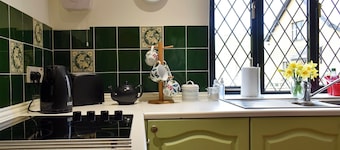 2 bedroom accommodation in Washfield, near Tiverton