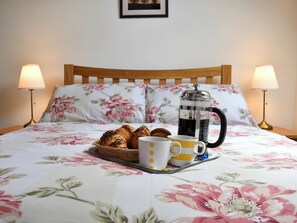 2 bedrooms, free WiFi, bed sheets - 2 bedroom accommodation in Washfield, near Tiverton (Washfield, near Tiverton)