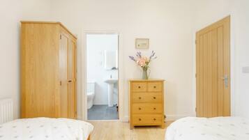 2 chambres, Wi-Fi gratuit, draps fournis