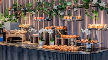 Daily buffet breakfast (EUR 27 per person)