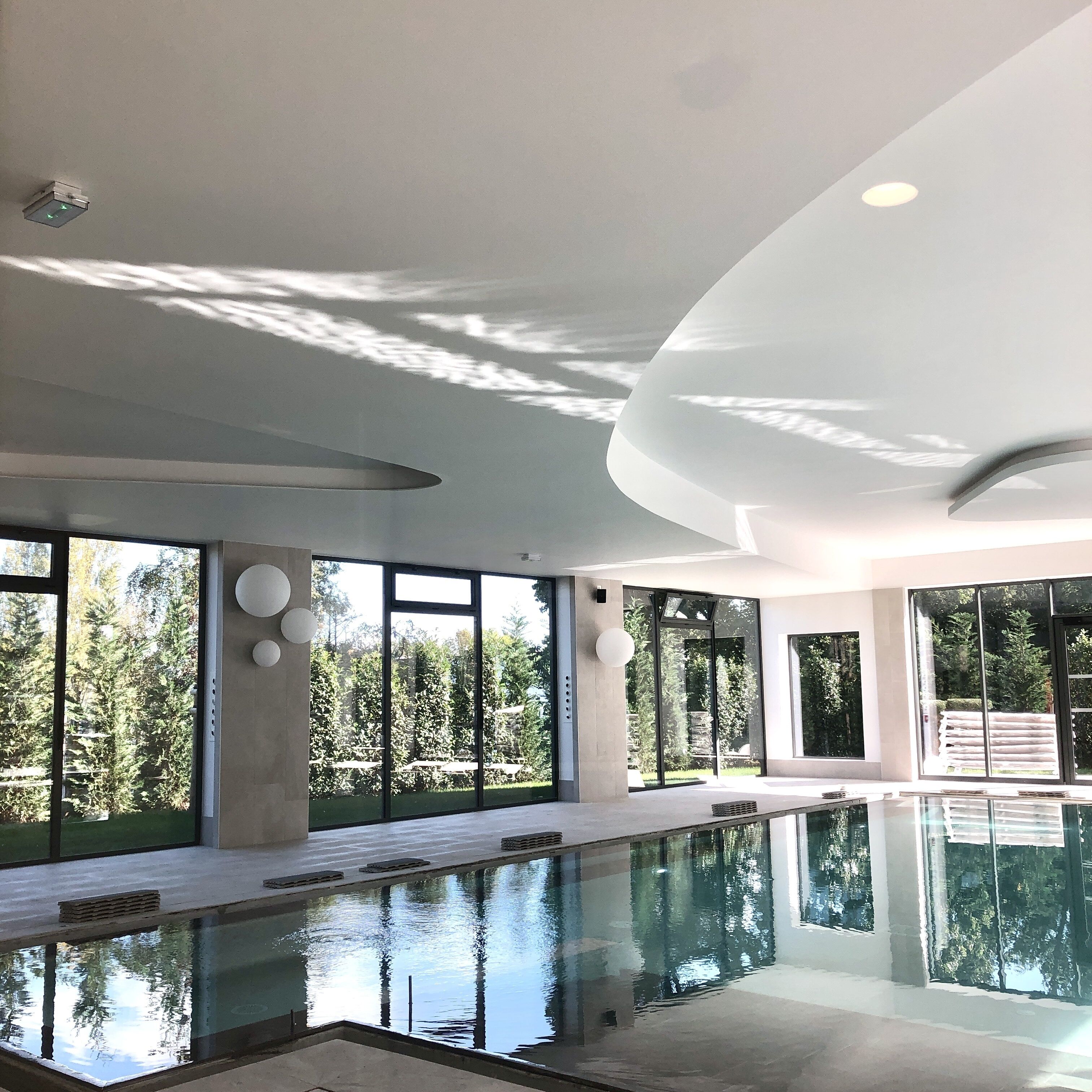 indoor pool, open 6:00 am to 8:00 pm, pool loungers