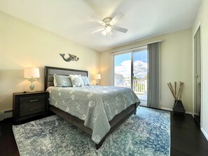 5 bedrooms, desk, iron/ironing board, free WiFi