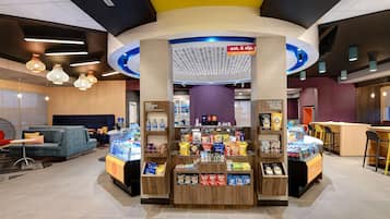 Snack bar