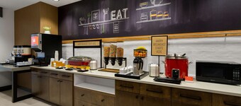 Hampton Inn & Suites Ruskin I-75