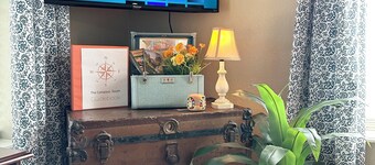 The Compass South, The Travelers Stay Near TSU