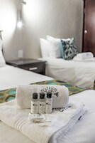 Comfort Double or Twin Room, 1 Bedroom, Non Smoking | Bathroom amenities | Hair dryer, towels, soap, shampoo