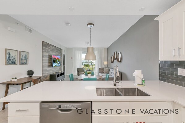 Interior - 2bd/2ba condo close to Disney, Storey Lake (Kissimmee)