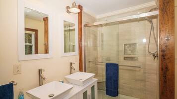 Bathtub, hair dryer, towels