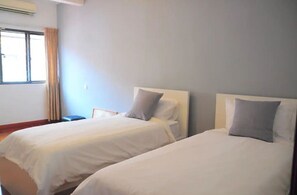 5 bedrooms