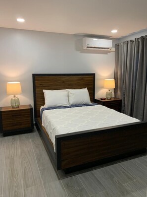 3 chambres, fer et planche à repasser, Wi-Fi gratuit, draps fournis