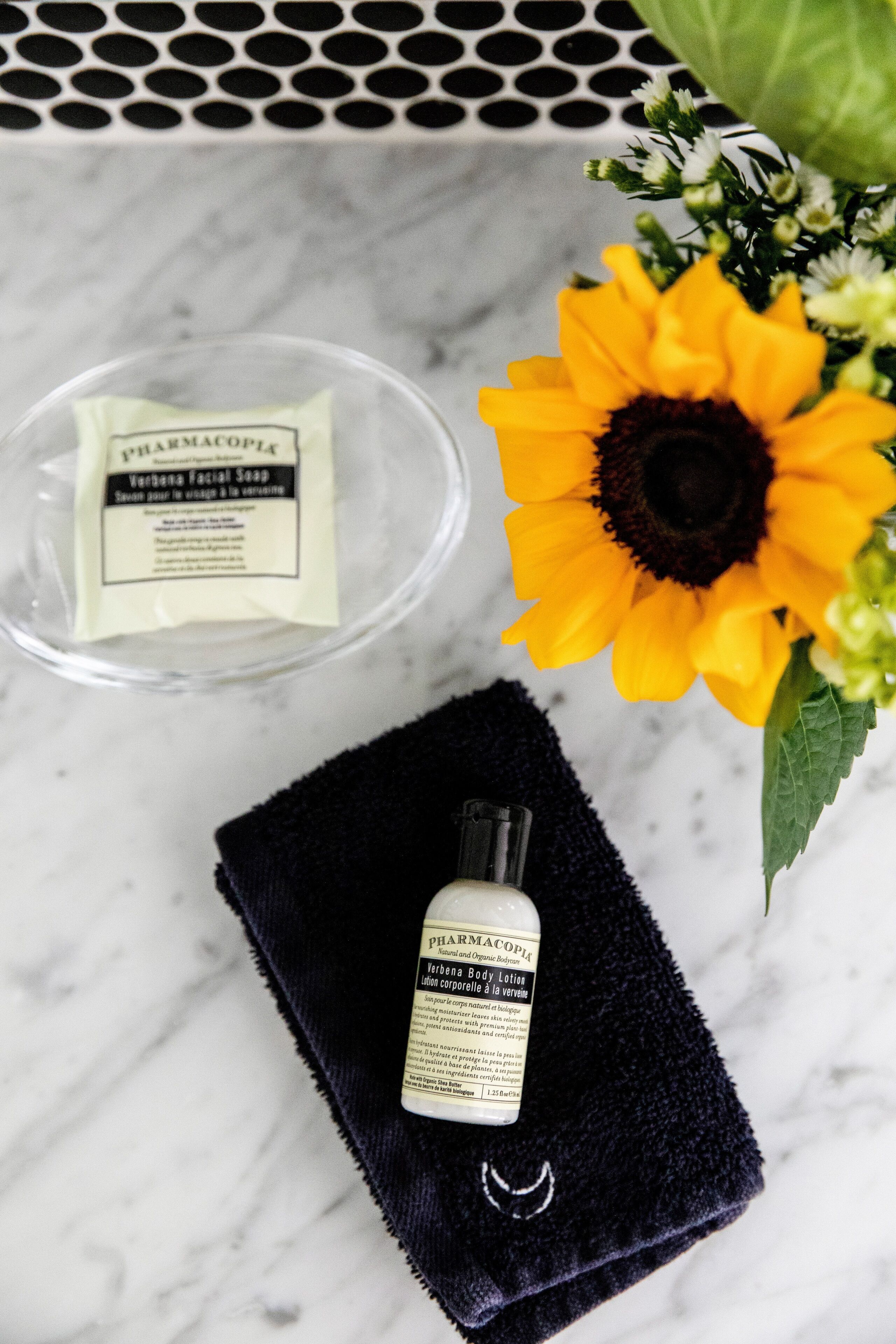 combined shower/bathtub, hair dryer, towels, soap