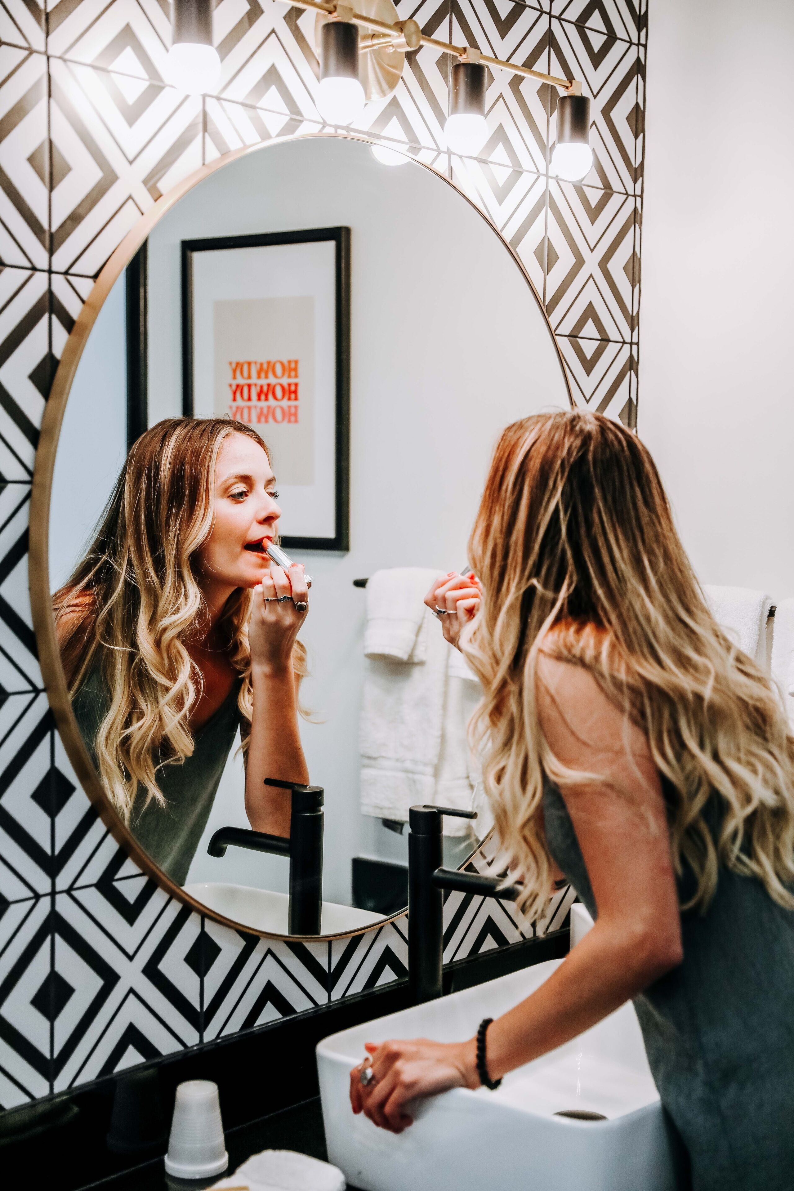 combined shower/bathtub, hair dryer, towels, soap