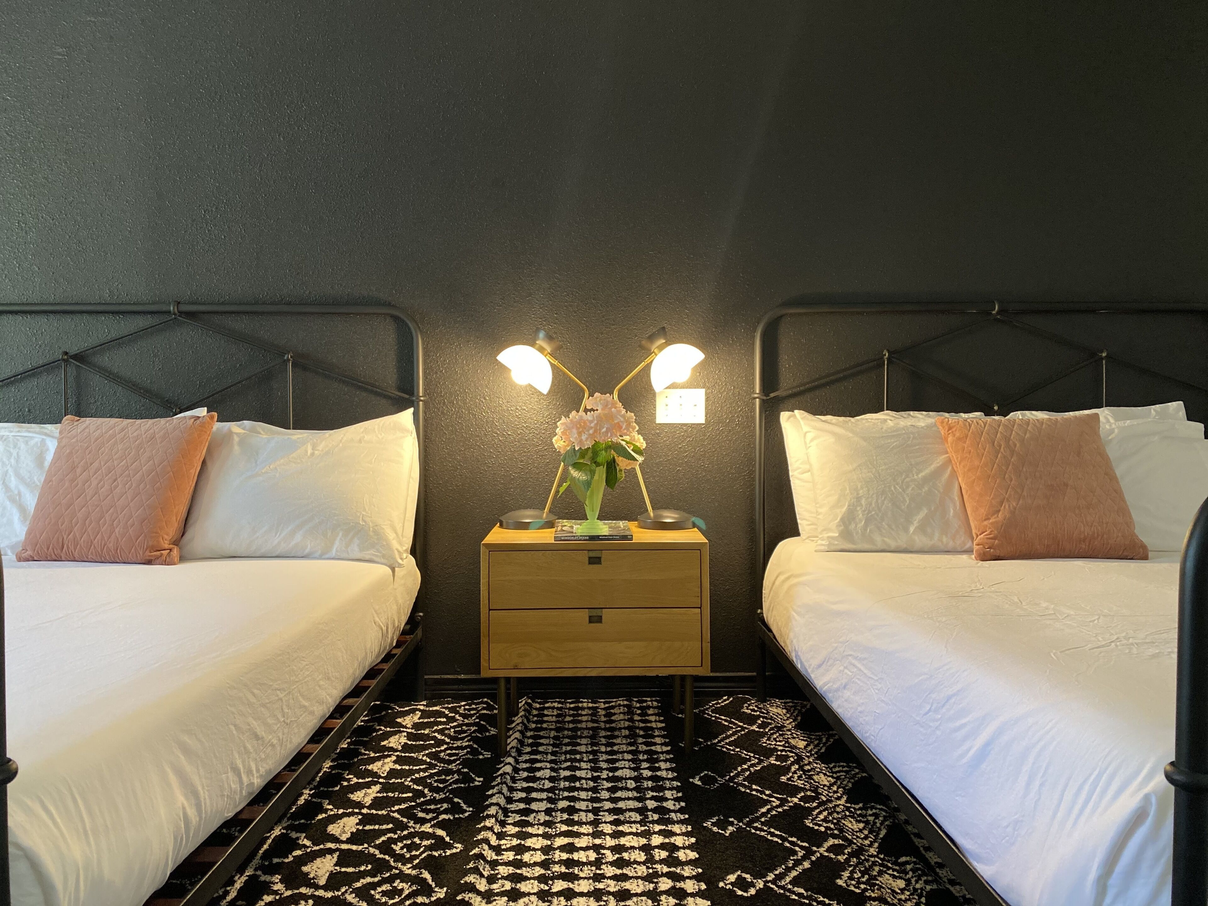 1 bedroom, premium bedding, tempur-pedic beds, blackout curtains