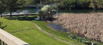 SPRING SPECIALS! Relaxing River Oasis & Dock