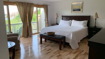 3 quartos, escrivaninha, Wi-Fi, roupa de cama